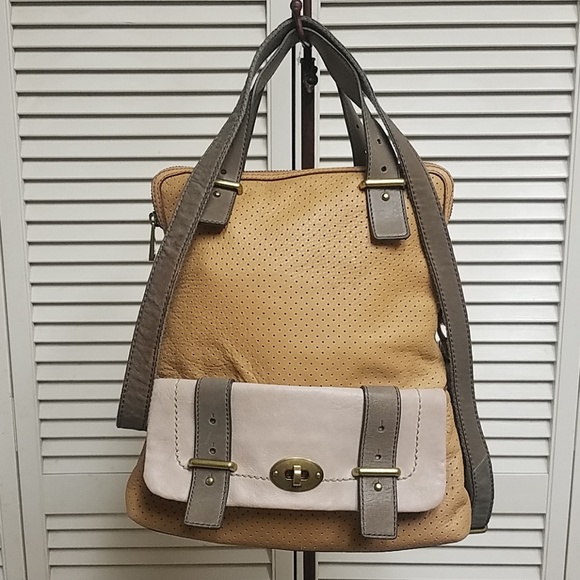 Fossil Handbags - 🌞SOLD🌞 Fossil Leather Tote